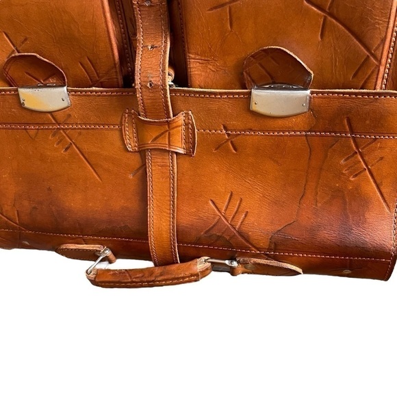 Genuine Leather German Heavy-Duty
SUDHAU Briefcase / Portfolio Vintage 60’s/70’s - Picture 10 of 13